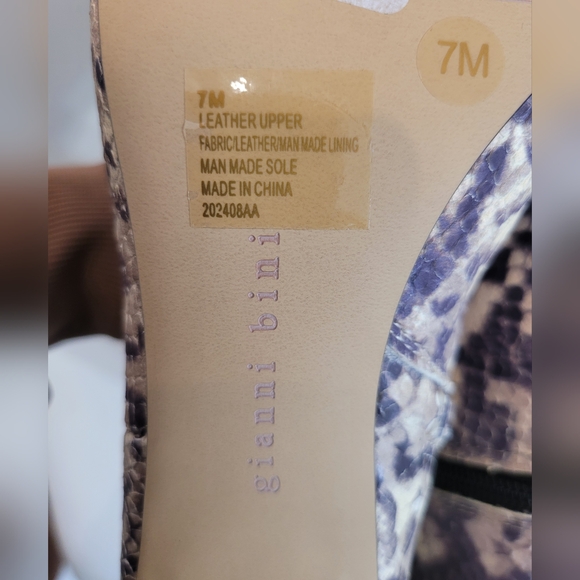 Gianni Bini Beige and Black Heeled Boots Size 7M - Picture 11 of 12